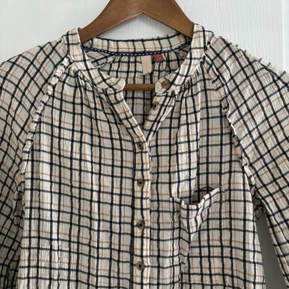 Pilcro Crinkle Plaid Button Front Shirt Medium Anthropologie - Picture 3 of 9